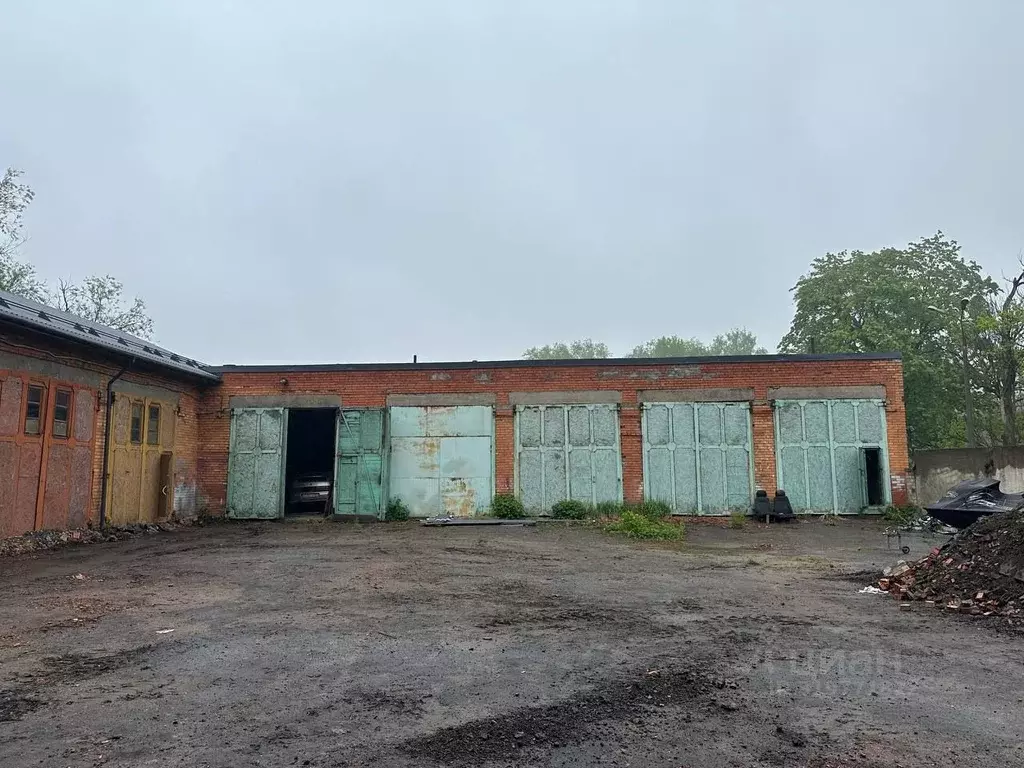 Помещение свободного назначения в Псковская область, Псков Крестовское ... - Фото 0