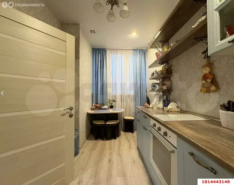 1-комнатная квартира: Краснодар, улица Героев-Разведчиков, 8к3 (50 м) - Фото 0