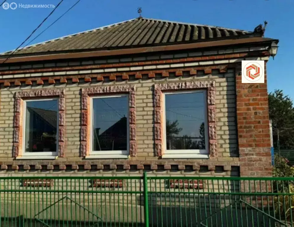 Дом в село Кулешовка, Красноармейская улица (90 м) - Фото 1