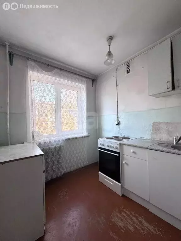 3-комнатная квартира: Кемерово, проспект Ленина, 70Б (62 м) - Фото 1