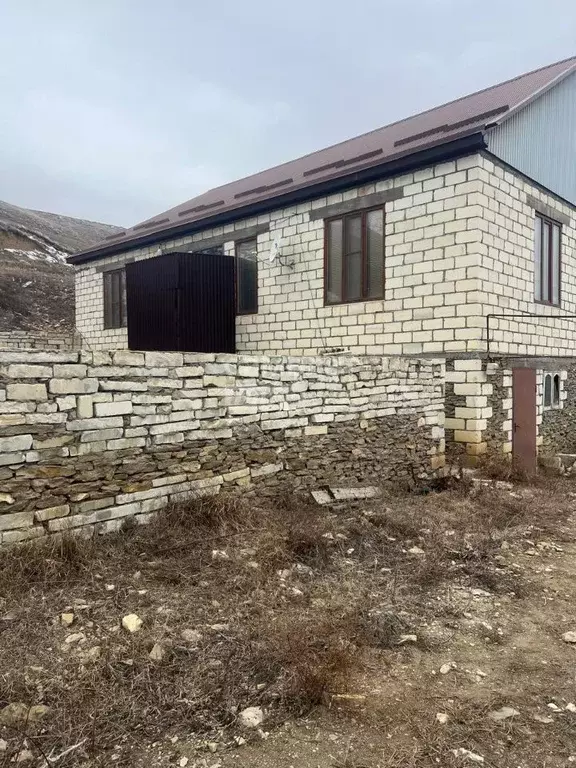 Дом в Дагестан, с. Леваши ул. Объездная (182 м) - Фото 1