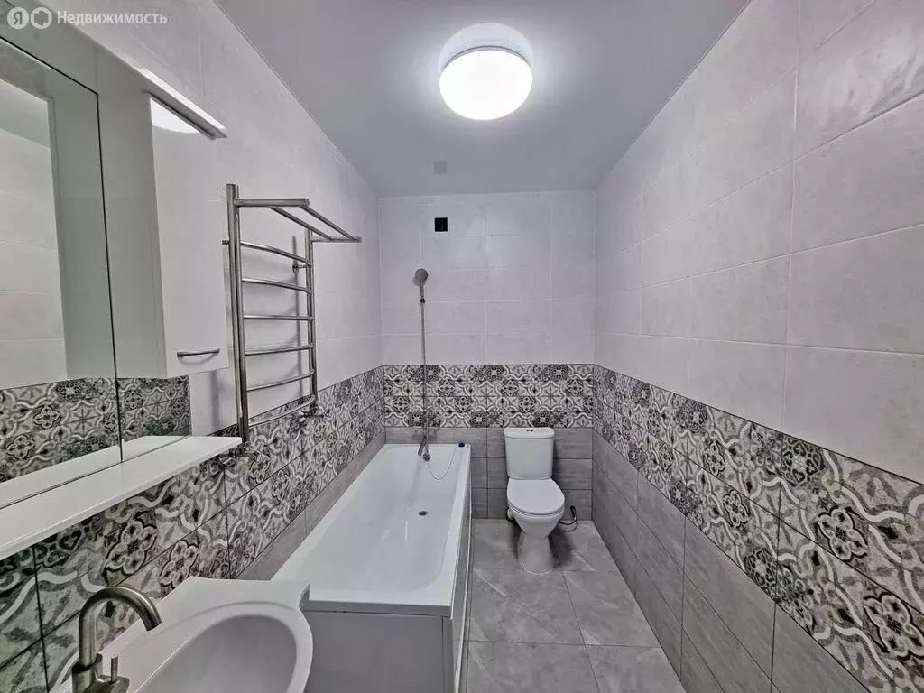 2-комнатная квартира: Таганрог, улица Победы, 108 (64.2 м) - Фото 1