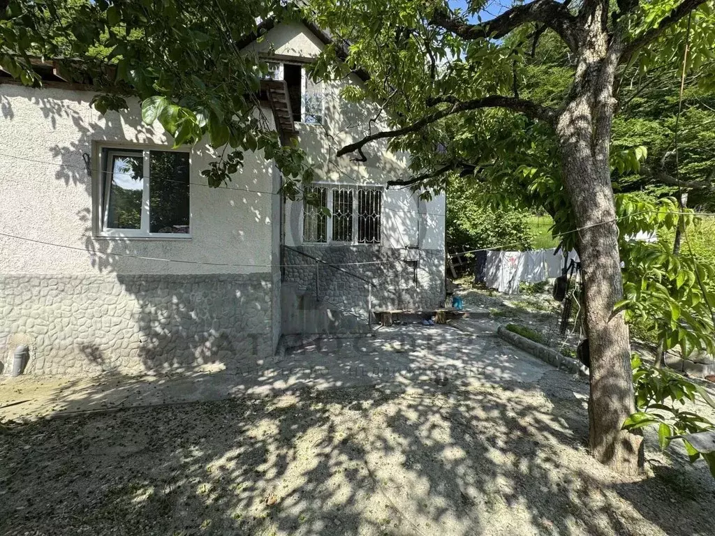 Дом в Краснодарский край, Туапсе ул. Портовиков (70 м) - Фото 1