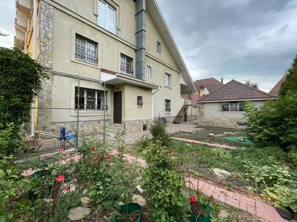 Дом в Челябинская область, Челябинск ул. Фрунзе (591 м) - Фото 0