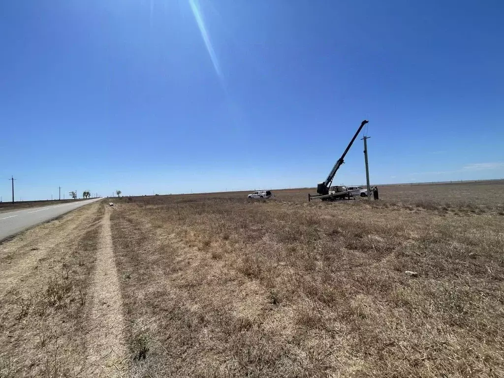 Участок в Крым, Сакский район, Штормовское с/пос, с. Приветное  (6.0 ... - Фото 2