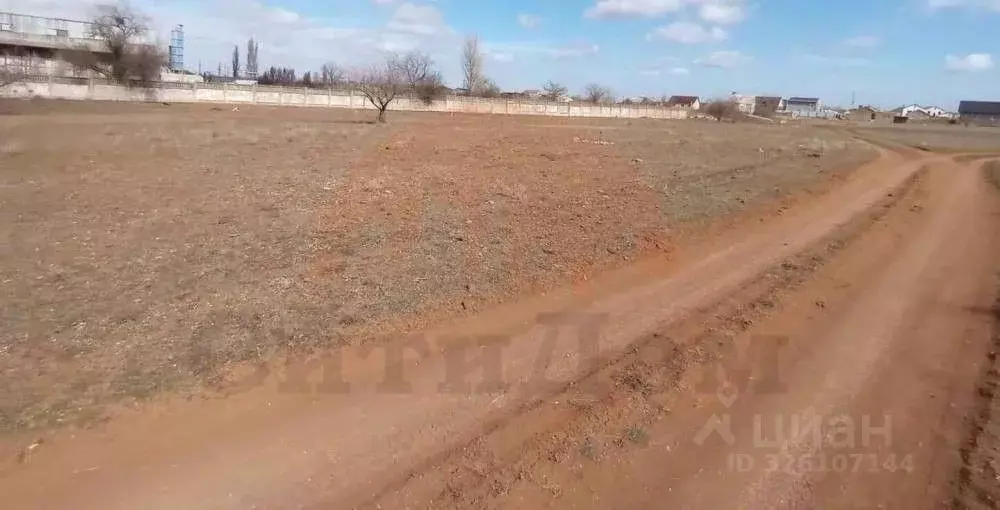 Участок в Крым, Саки ул. Амита Османа (6.0 сот.) - Фото 1