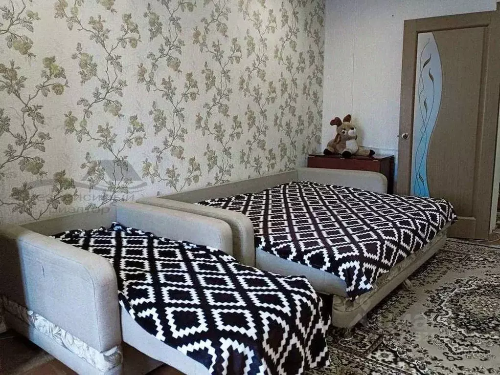 3-к кв. Калужская область, Сосенский г. Козельский район, Город ... - Фото 0