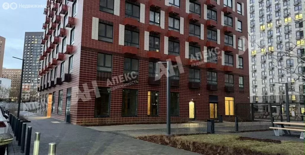 Помещение свободного назначения (222 м) - Фото 1