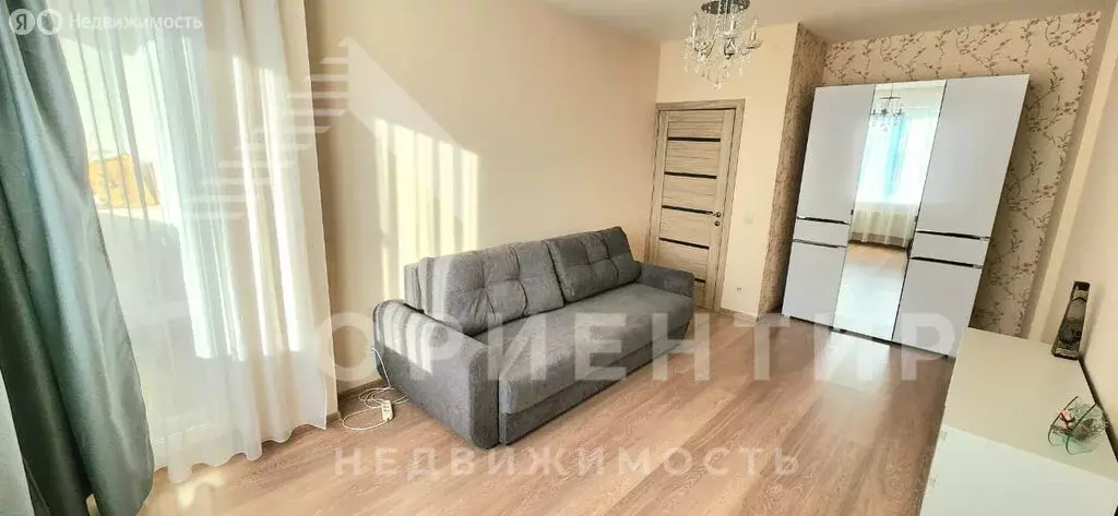 1-комнатная квартира: Екатеринбург, улица Краснолесья, 137 (39.2 м) - Фото 1