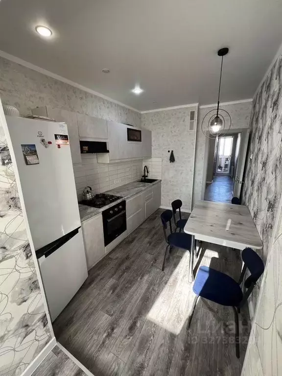 2-к кв. Астраханская область, Астрахань ул. Куликова, 77к2 (80.0 м) - Фото 2