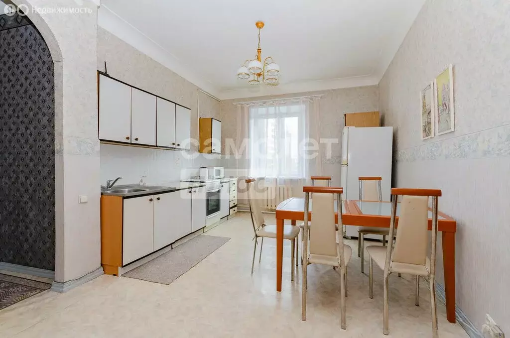4-комнатная квартира: Челябинск, улица Кирова, 163 (104.1 м) - Фото 0