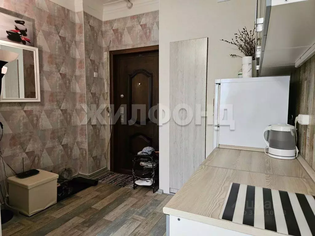 Комната Новосибирская область, Новосибирск Народная ул., 65 (17.5 м) - Фото 1