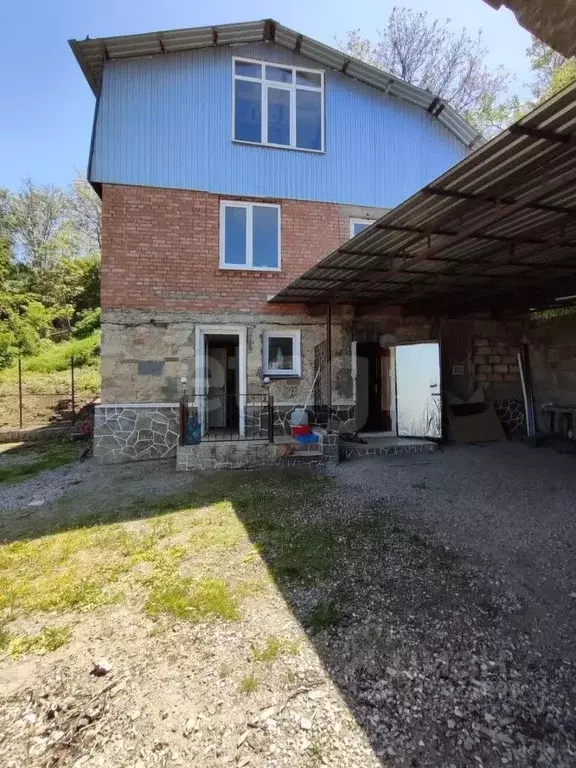 Дом в Ставропольский край, Кисловодск городской округ, пос. ... - Фото 1