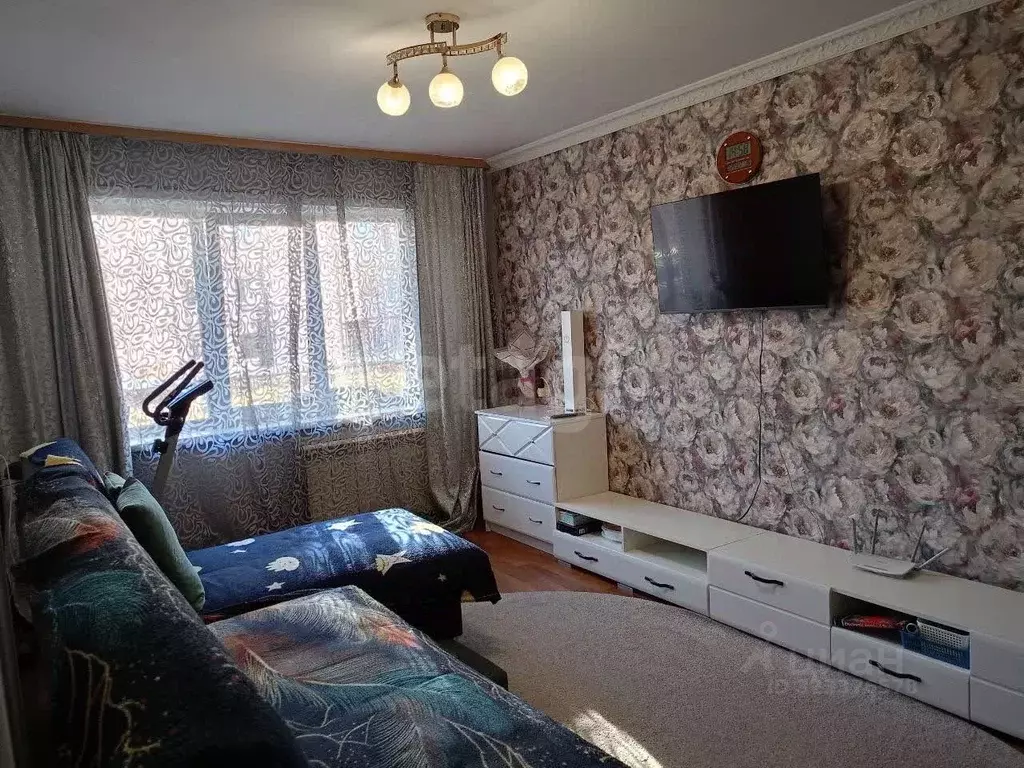 3-к кв. Кемеровская область, Березовский Комсомольский бул., 6 (57.2 ... - Фото 1