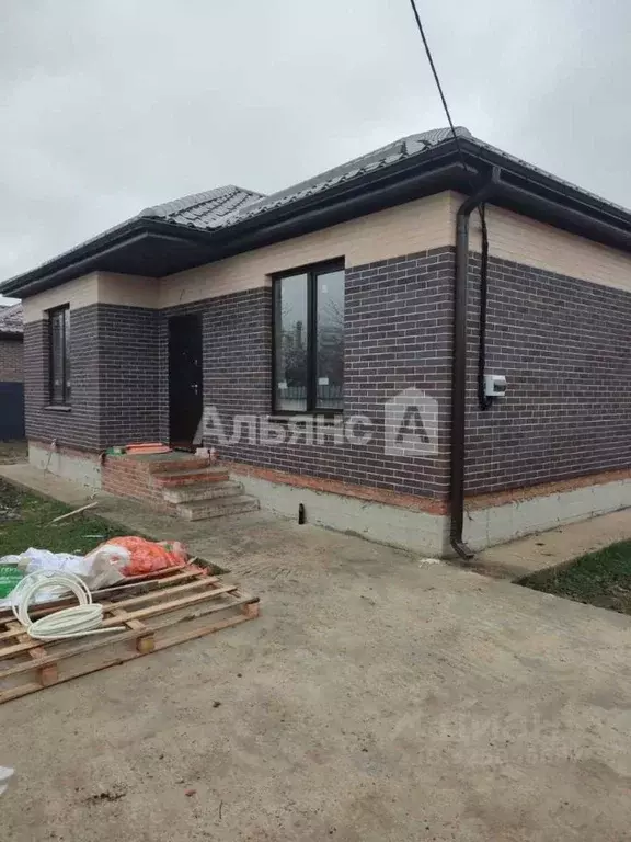 Дом в Краснодарский край, Тимашевск Заря мкр, ул. Станичная, 44 (108 ... - Фото 1