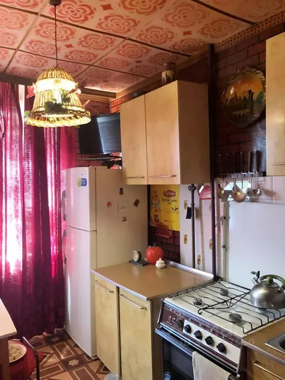 2-к кв. Волгоградская область, Волжский ул. Александрова, 41 (50.3 м) - Фото 1