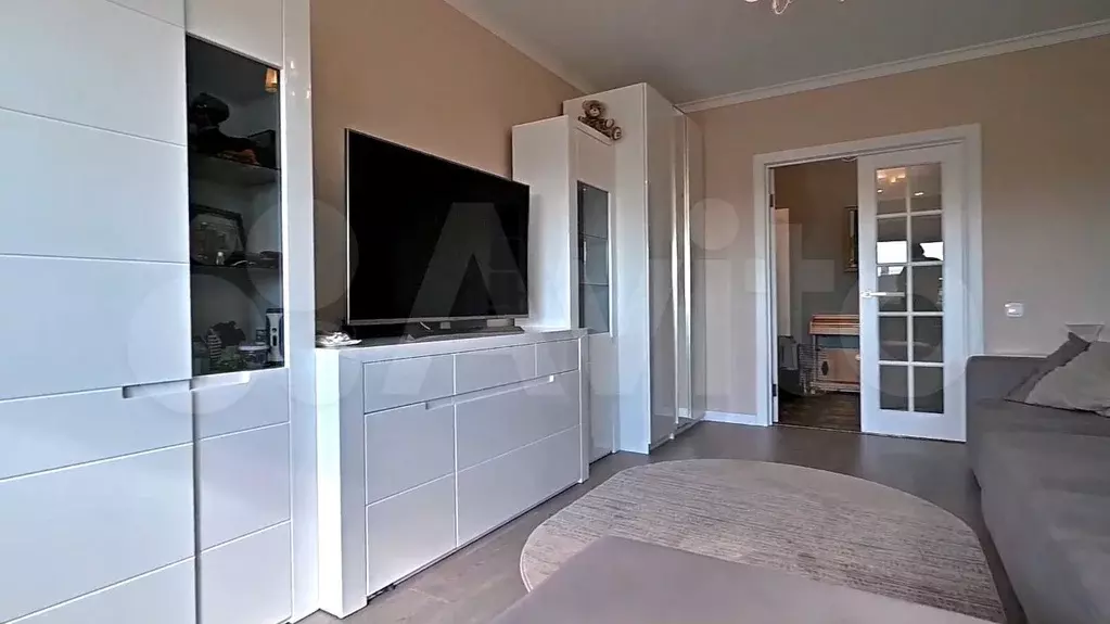 1-к. квартира, 41 м, 5/10 эт. - Фото 0