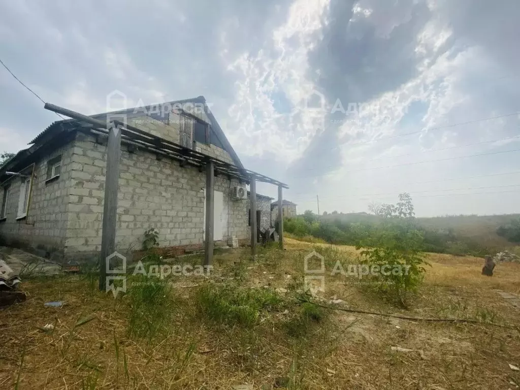 Дом в Волгоградская область, Волгоград Шатурская ул. (68 м) - Фото 1