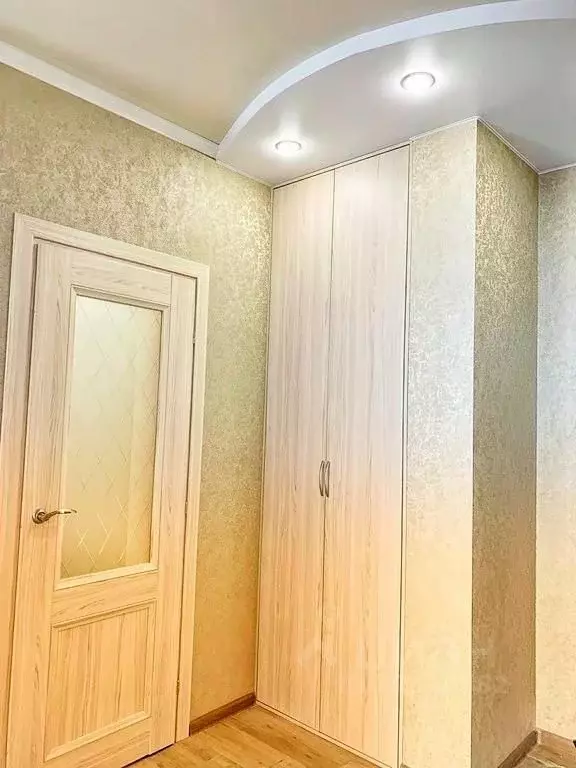 1-к кв. Омская область, Омск ул. Крупской, 13А (40.0 м) - Фото 2