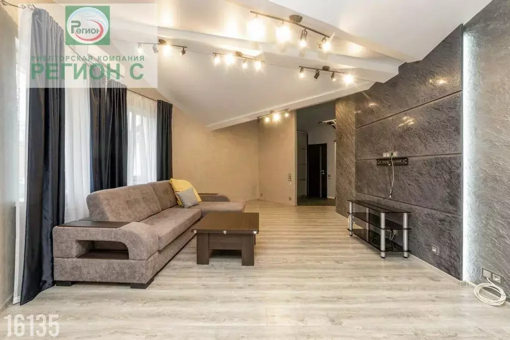 2-к кв. Архангельская область, Архангельск Поморская ул., 40 (73.8 м) - Фото 2