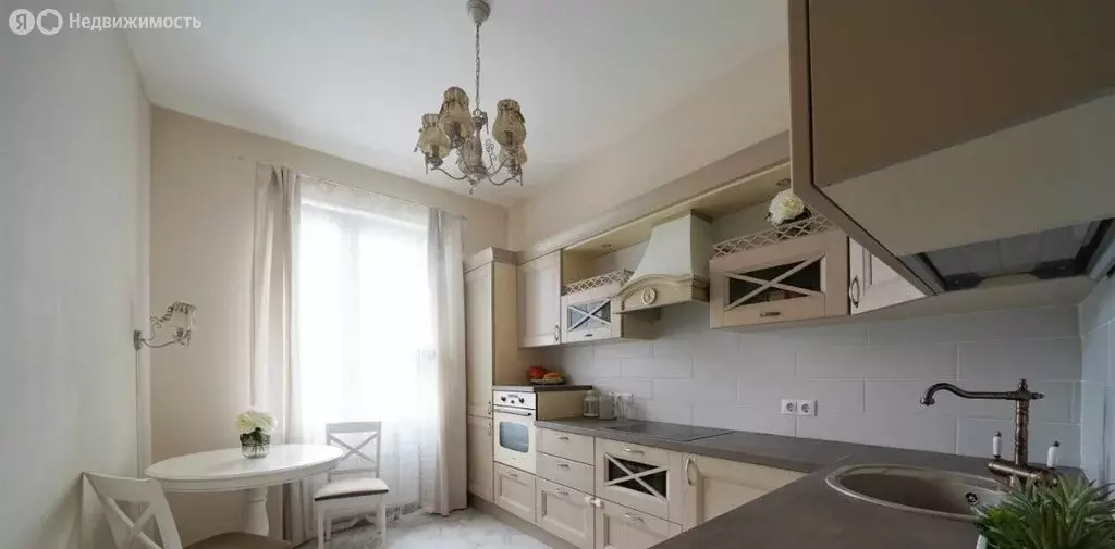 1-комнатная квартира: Краснодар, улица Красных Партизан, 1/4к7 (45 м) - Фото 1