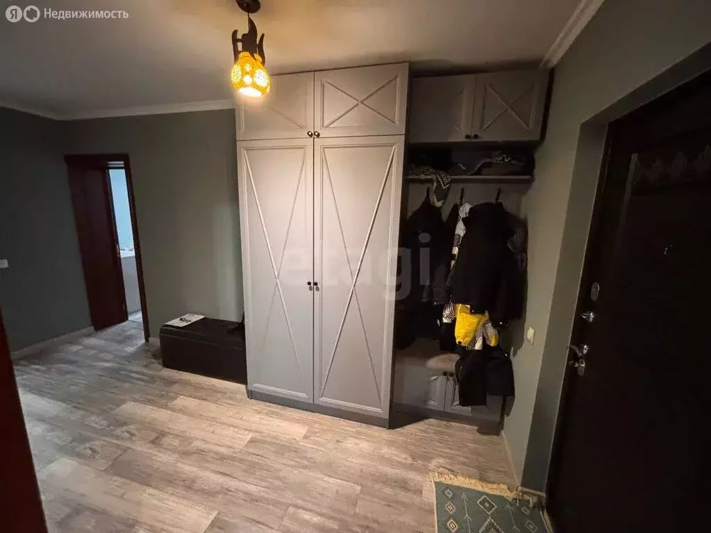 2-комнатная квартира: Горно-Алтайск, Алтайская улица, 3/1А (102.7 м) - Фото 2