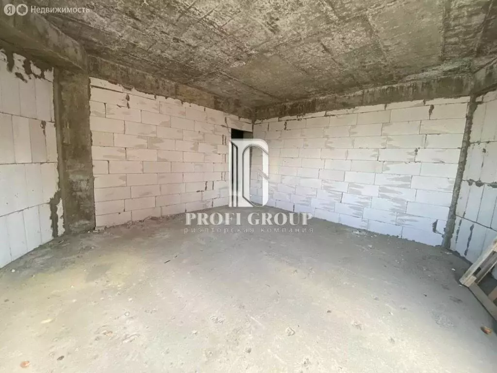 2-комнатная квартира: Махачкала, улица Зои Космодемьянской, 54Ж (75 м) - Фото 1