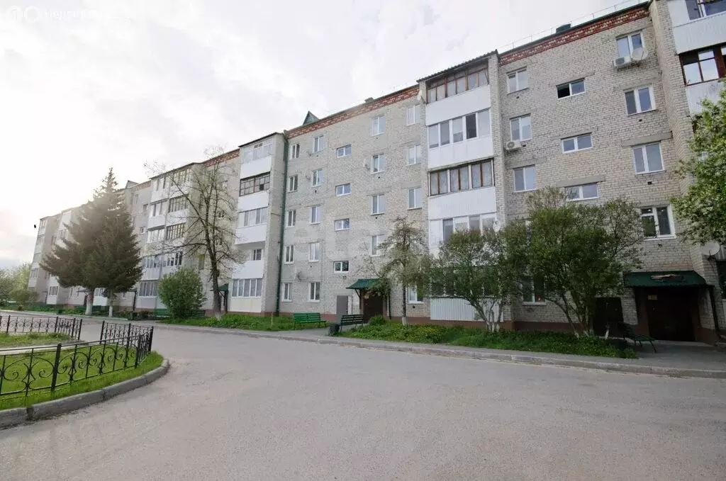 2-комнатная квартира: Заводоуковск, улица Республики, 5 (52.6 м) - Фото 2