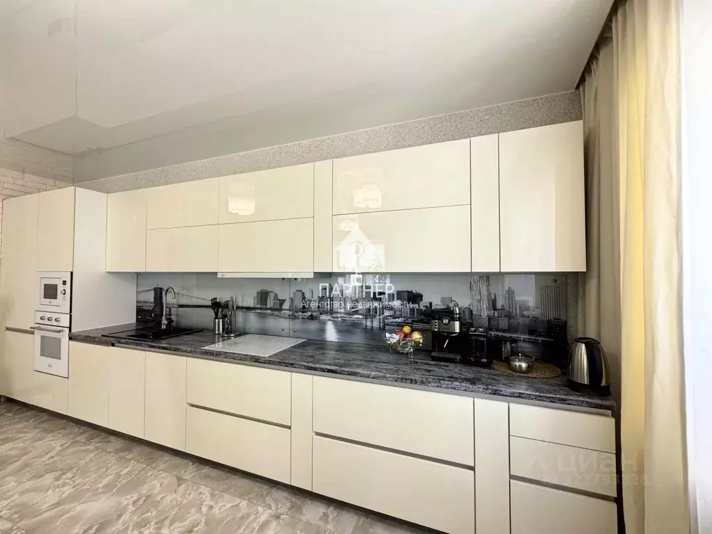 2-к кв. Владимирская область, Ковров ул. Строителей, 25к1 (70.0 м) - Фото 1