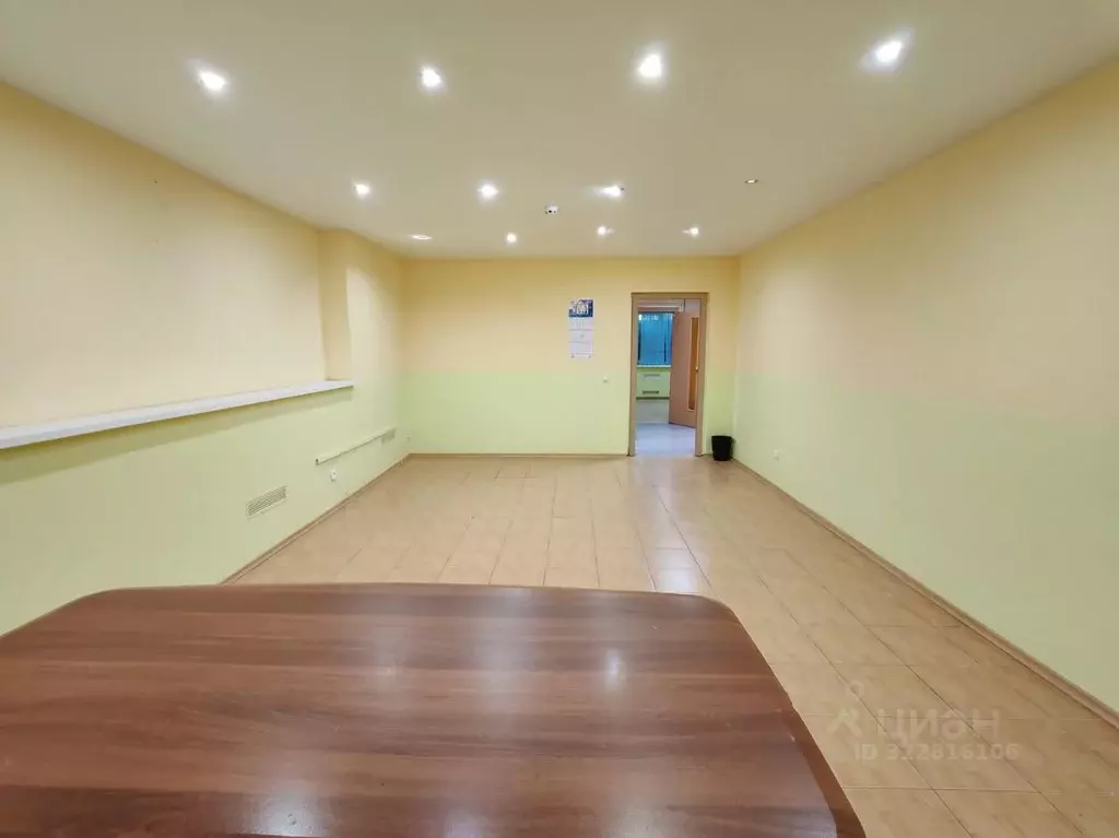 Помещение свободного назначения в Свердловская область, Екатеринбург ... - Фото 2