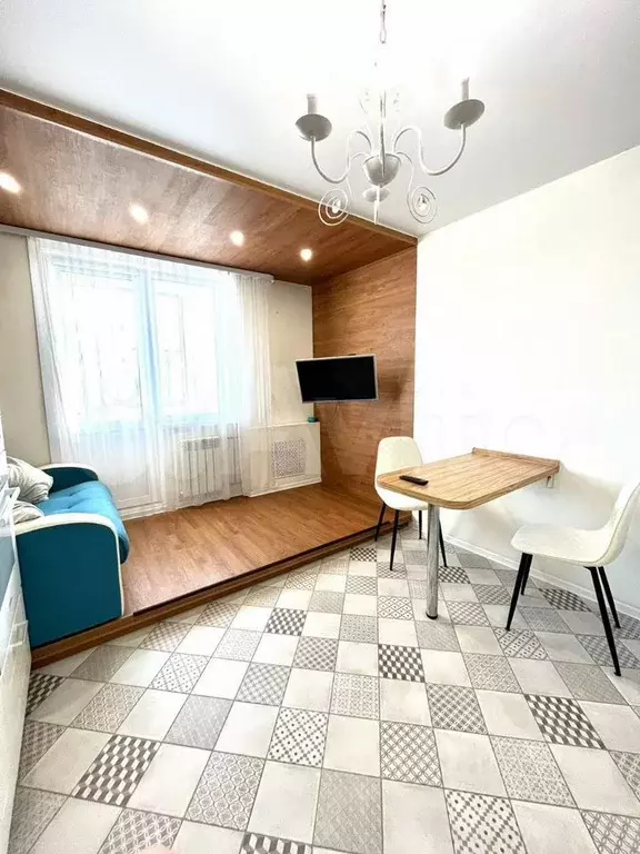 1-к. квартира, 42 м, 5/5 эт. - Фото 1