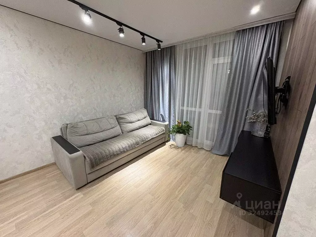 2-к кв. Свердловская область, Екатеринбург просп. Академика Сахарова, ... - Фото 2