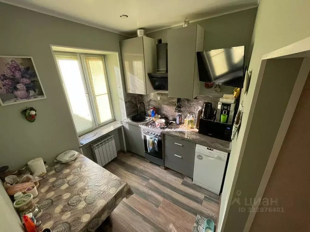 3-к кв. Ленинградская область, Кировск Советская ул., 26 (80.6 м) - Фото 1