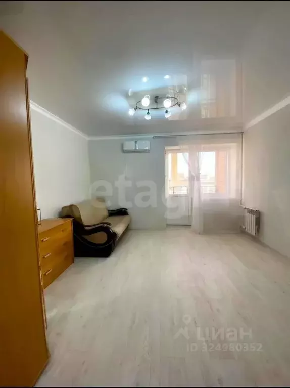 Студия Оренбургская область, Оренбург Салмышская ул., 52/3 (25.0 м) - Фото 1