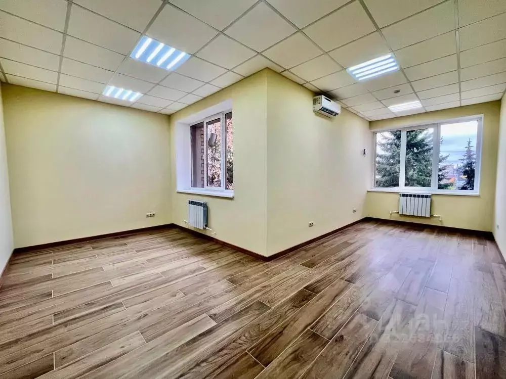 Офис в Иркутская область, Иркутск ул. Генерала Доватора, 27Б (200 м) - Фото 1