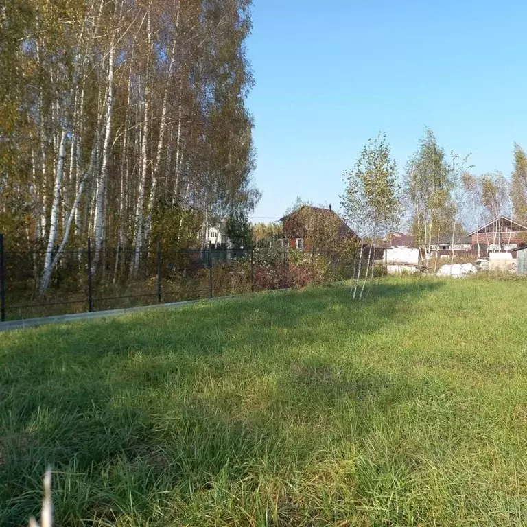 Участок в Московская область, Серпухов городской округ, Лесное Озеро ... - Фото 0