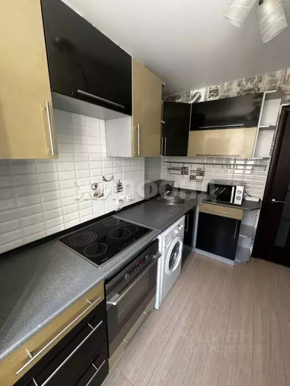 2-к кв. Алтайский край, Барнаул ул. Сухэ-Батора, 10 (43.2 м) - Фото 2