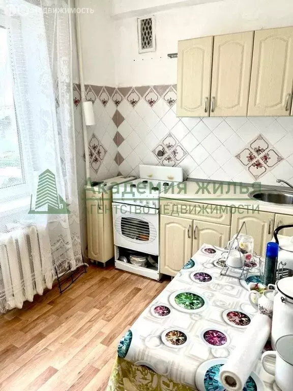 3-комнатная квартира: Саратов, Брянская улица, 26А (59.5 м) - Фото 0