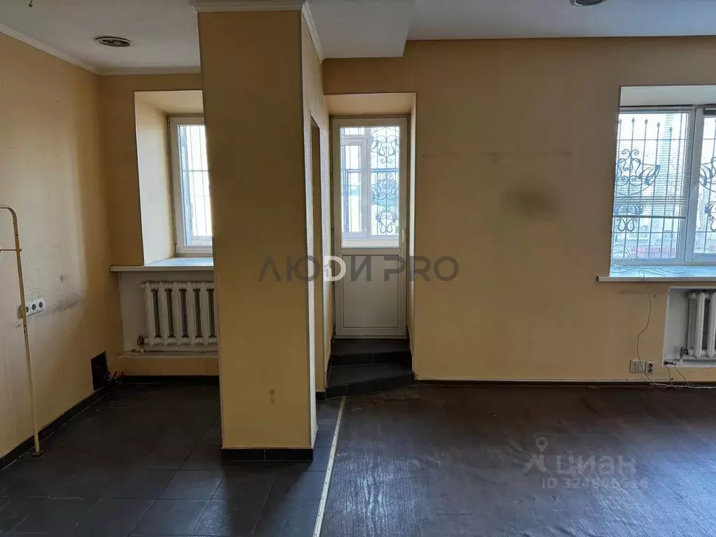 6-к кв. Алтайский край, Барнаул ул. Никитина, 83 (216.8 м) - Фото 1