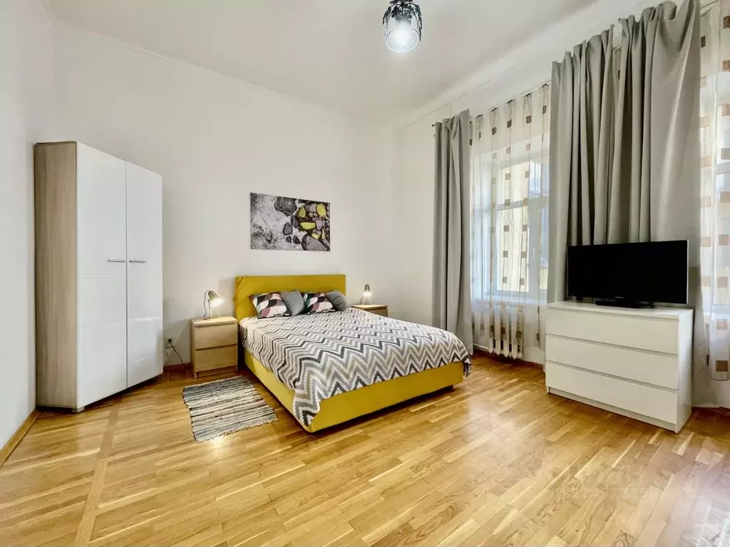3-к кв. Санкт-Петербург наб. Канала Грибоедова, 27 (80.0 м) - Фото 0