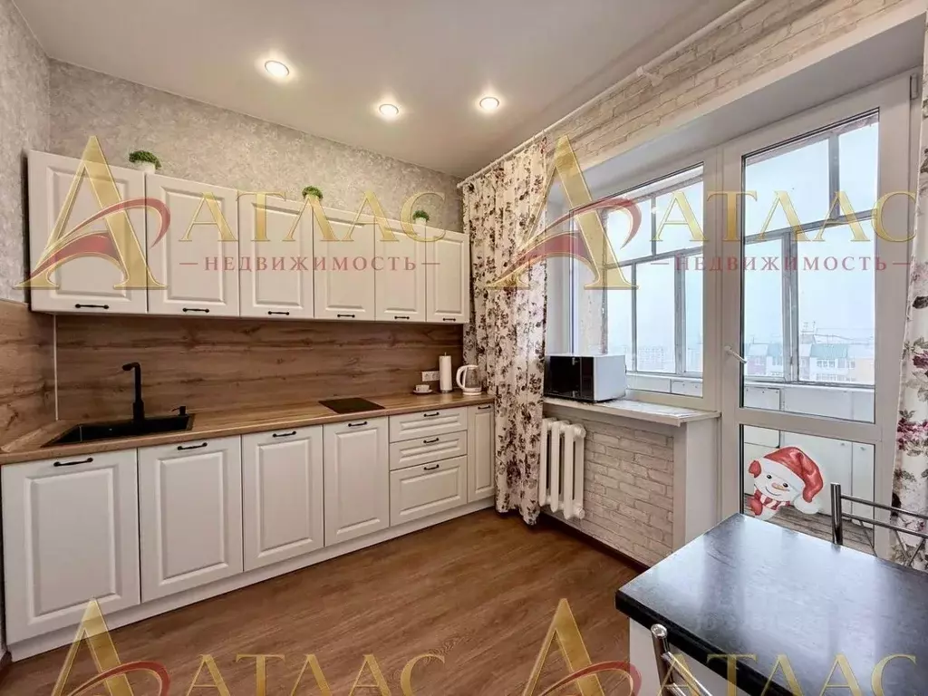 3-к кв. Саха (Якутия), Нерюнгри Южно-Якутская ул., 42 (75.0 м) - Фото 1