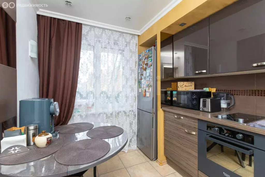 2-комнатная квартира: Тюмень, Заречный проезд, 37 (46.7 м) - Фото 1