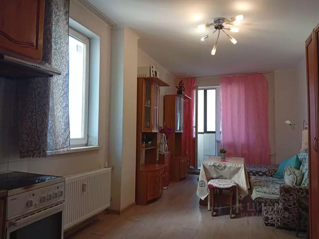 Студия Ленинградская область, Мурино Всеволожский район, аллея ... - Фото 1