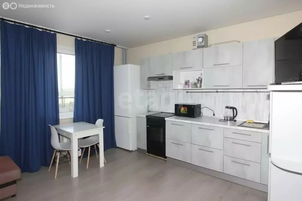 2-комнатная квартира: Челябинск, 2-я Эльтонская улица, 62 (56 м) - Фото 1