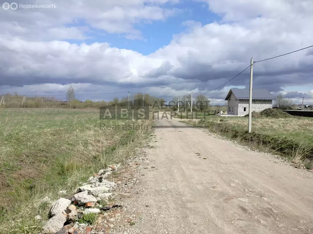 Участок в Ракомское сельское поселение, деревня Медвежья Голова (12 м) - Фото 0