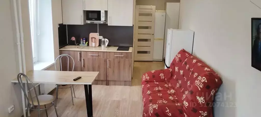 Студия Тюменская область, Тобольск 15-й мкр, 42 (28.0 м) - Фото 0