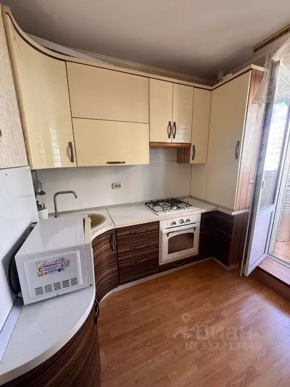 3-к кв. Белгородская область, Белгород бул. Юности, 45 (63.2 м) - Фото 1
