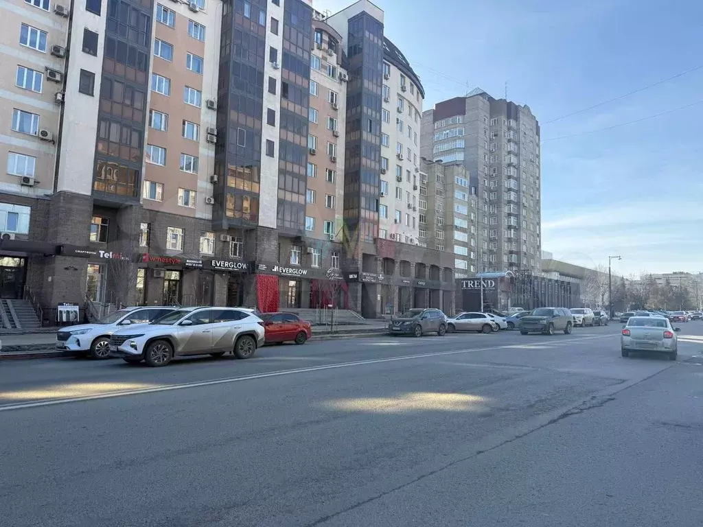 Помещение на красной линии Кирова 315м2 - Фото 1