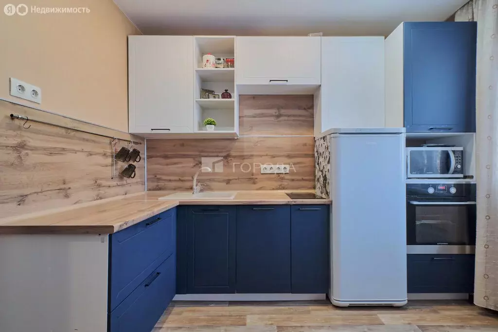 2-комнатная квартира: посёлок Светлый, 18 (53.7 м) - Фото 2