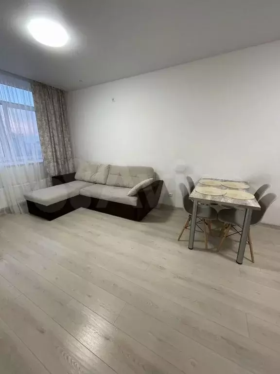 2-к. квартира, 60 м, 14/17 эт. - Фото 1